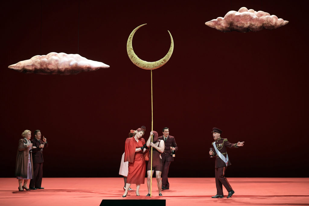 Midsummer Night's Dream - Deutsche Oper Berlin